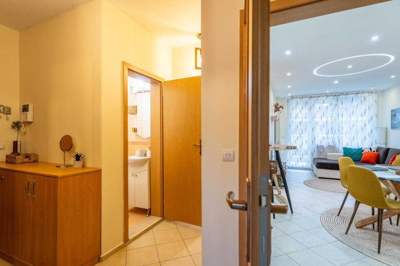 Premium Comfy 2Bdr Apt - Free Parking - Fast Wi-Fi Sofia Extérieur photo