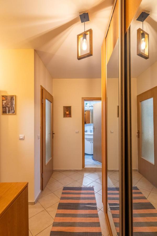 Premium Comfy 2Bdr Apt - Free Parking - Fast Wi-Fi Sofia Extérieur photo
