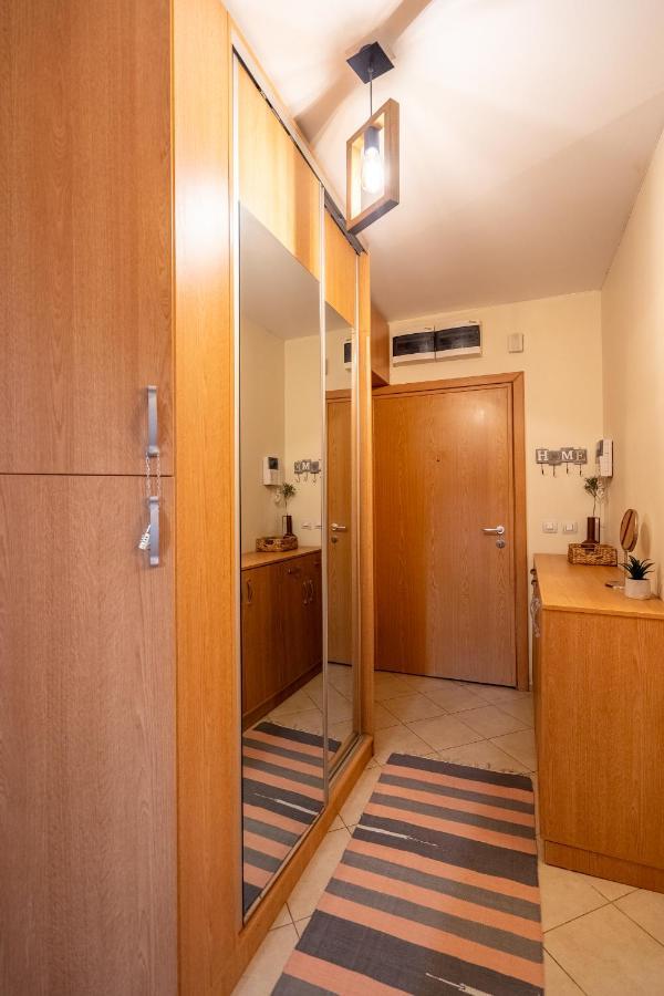 Premium Comfy 2Bdr Apt - Free Parking - Fast Wi-Fi Sofia Extérieur photo