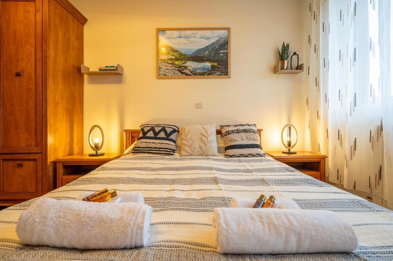 Premium Comfy 2Bdr Apt - Free Parking - Fast Wi-Fi Sofia Extérieur photo